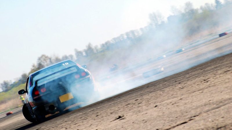 Accident mortel au Praz de Lys: un jeune de 18 ans sur le toit d’un véhicule lors de dérapages