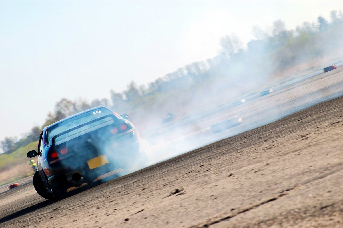 Accident mortel au Praz de Lys: un jeune de 18 ans sur le toit d’un véhicule lors de dérapages