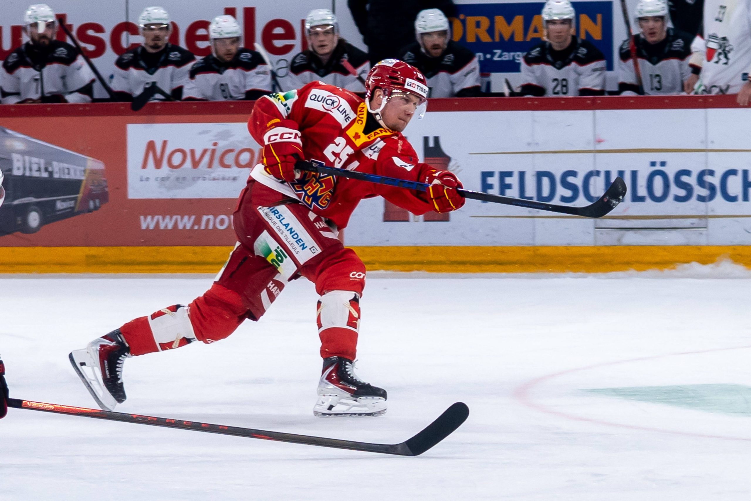 Noyade à Bienne : trois responsables jugés pour la mort d’une élève de huit ans à la piscine du Palais des Congrès