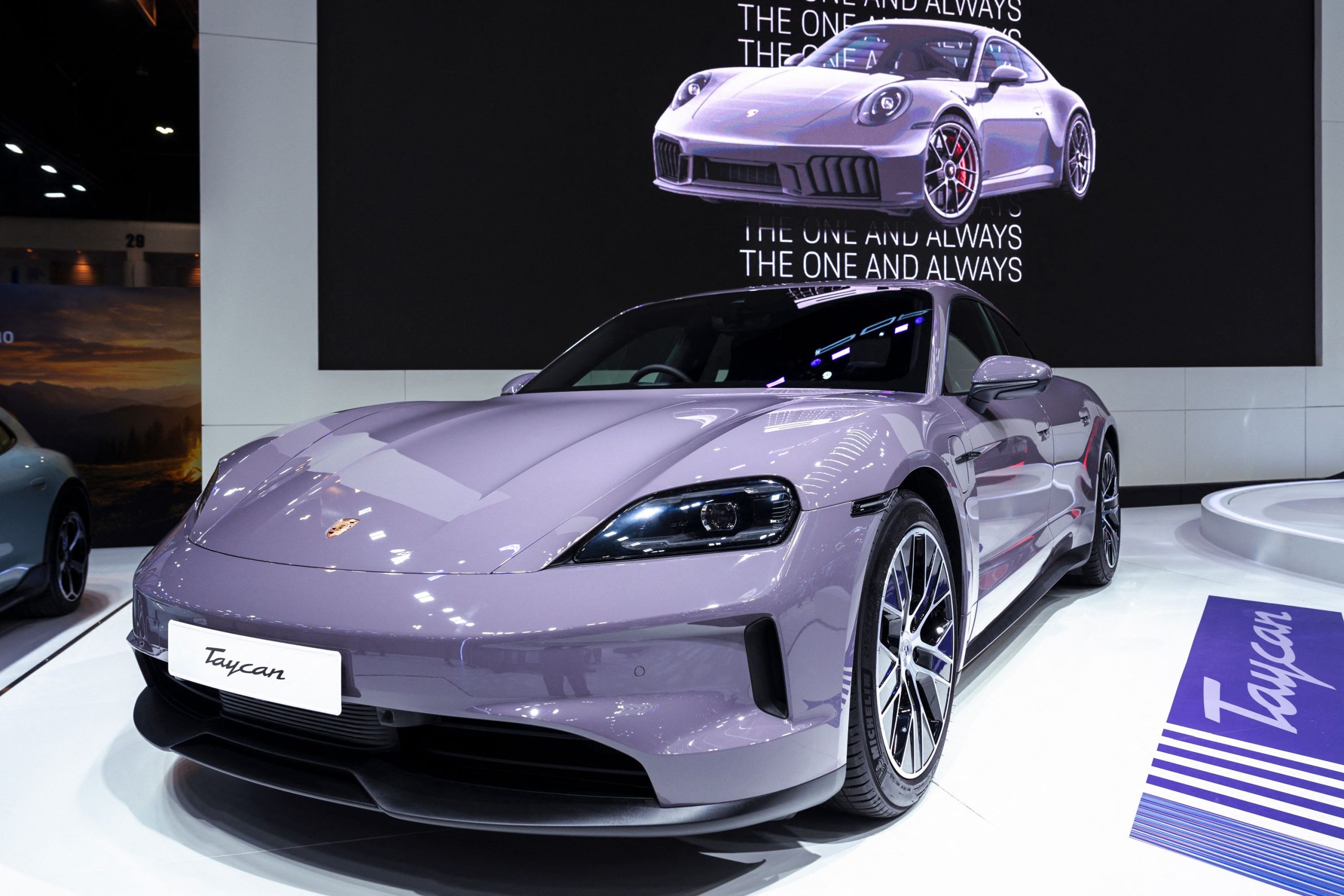 Économie mondiale en mouvement : notes souveraines, résultats d’entreprises et tensions commerciales