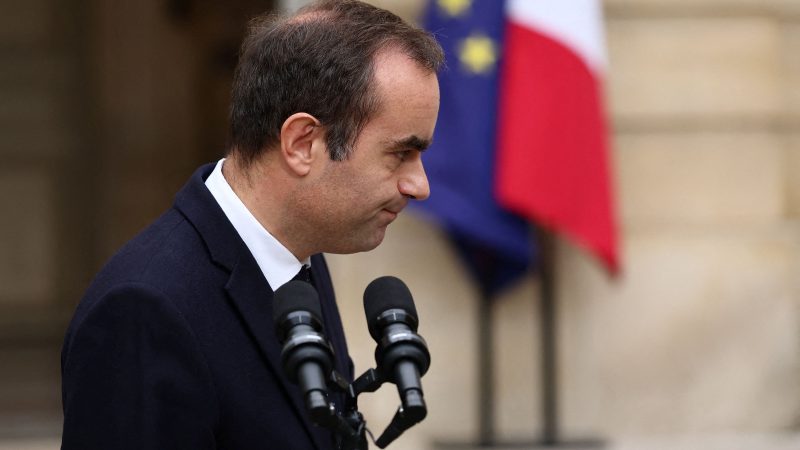 Genève : un père de 53 ans poursuivi pour enlèvement d’enfants et tentative de meurtre sur des policiers