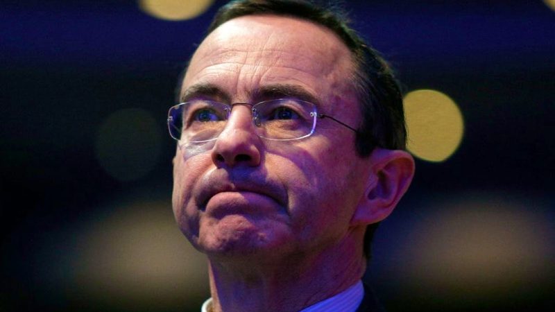 À Osan, une Sud-Coréenne tente de brûler un cafard avec un lance-flammes improvisé et déclenche un incendie