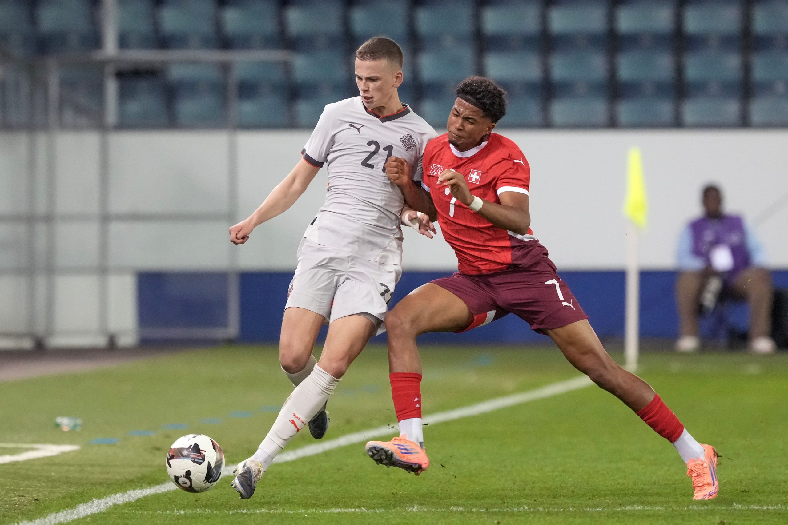 Neuchâtel: deux suspects interpellés dans une affaire de tags anti-religieux et de dégradations