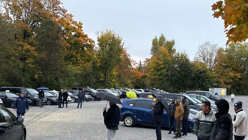 Grève des chauffeurs Uber à Zurich : tarifs plus équitables et meilleure autonomie