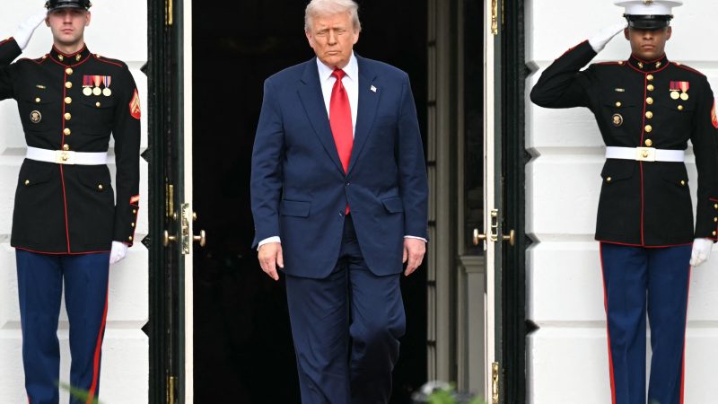 Trump menace ABC News après des questions sur ses affaires en Arabie Saoudite et le dossier Epstein