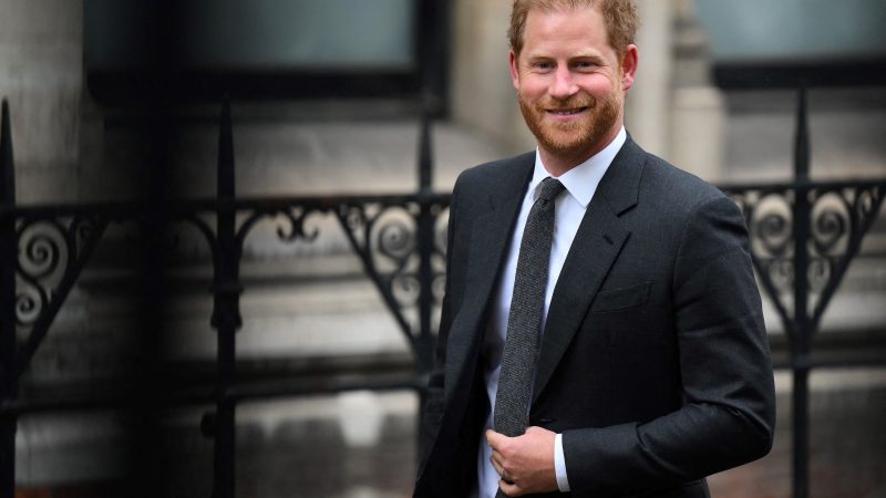 Le prince Harry rend hommage à la Grande-Bretagne et à son service militaire dans une lettre émouvante