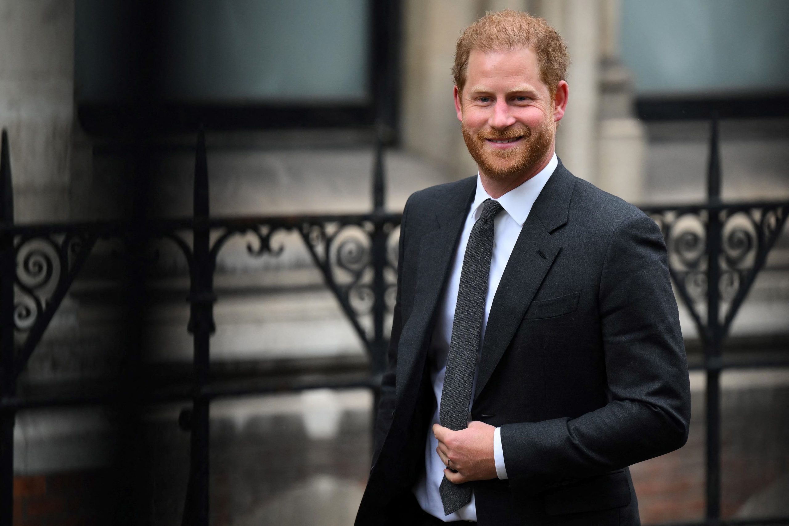Le prince Harry rend hommage à la Grande-Bretagne et à son service militaire dans une lettre émouvante
