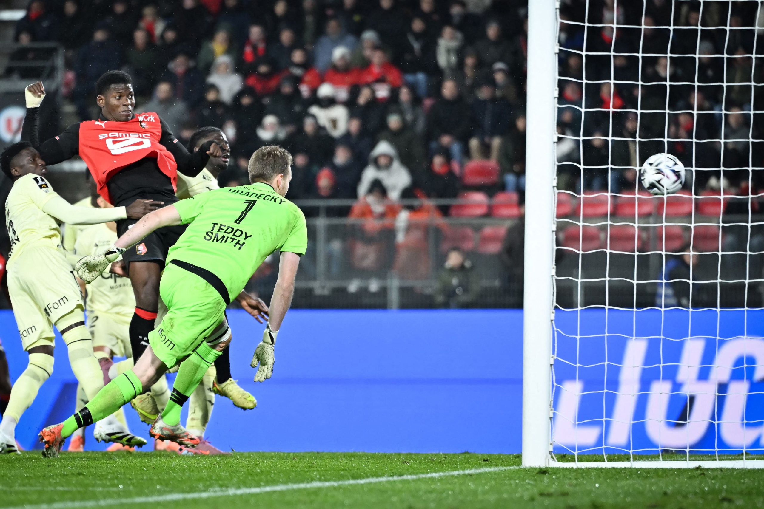 Rennes bat Monaco 4-1: Embolo ouvre le score, Zakaria exclu et Pogba de retour – 13e journée de Ligue 1